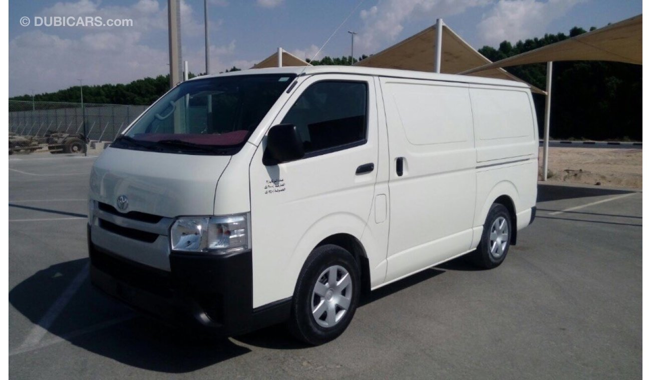 Toyota Hiace 2016 van