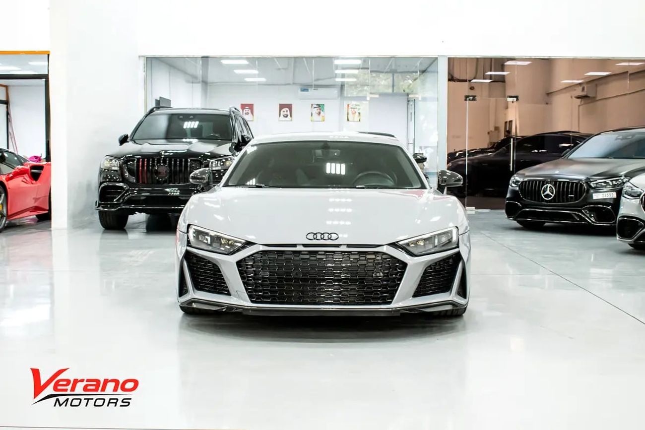 أودي R8 Performance | Nardo Grey | Carbon Package | Warranty Service Contract
