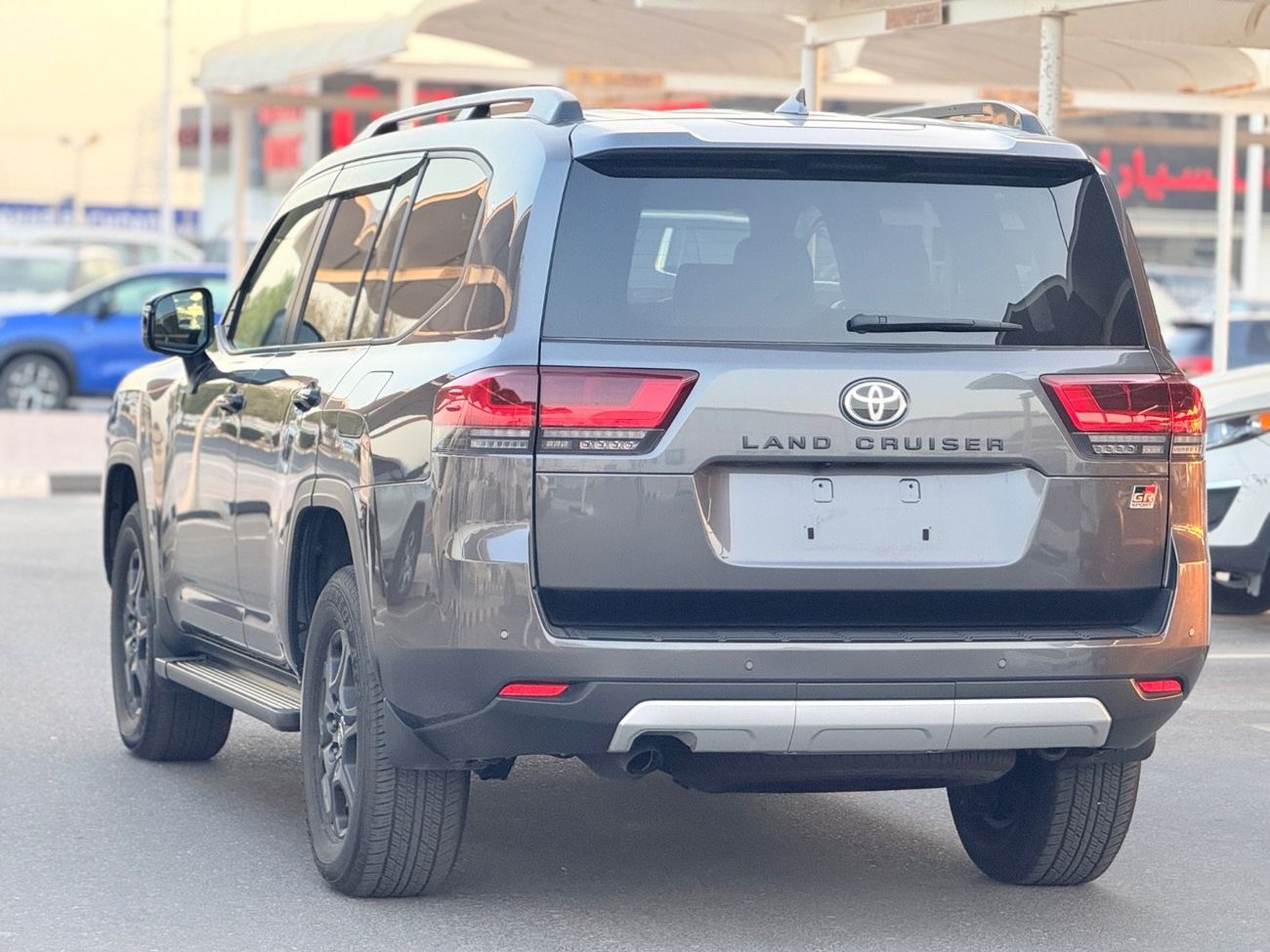 تويوتا لاند كروزر Lc300 Toyota Landcruiser 2023 RHD diesel engine