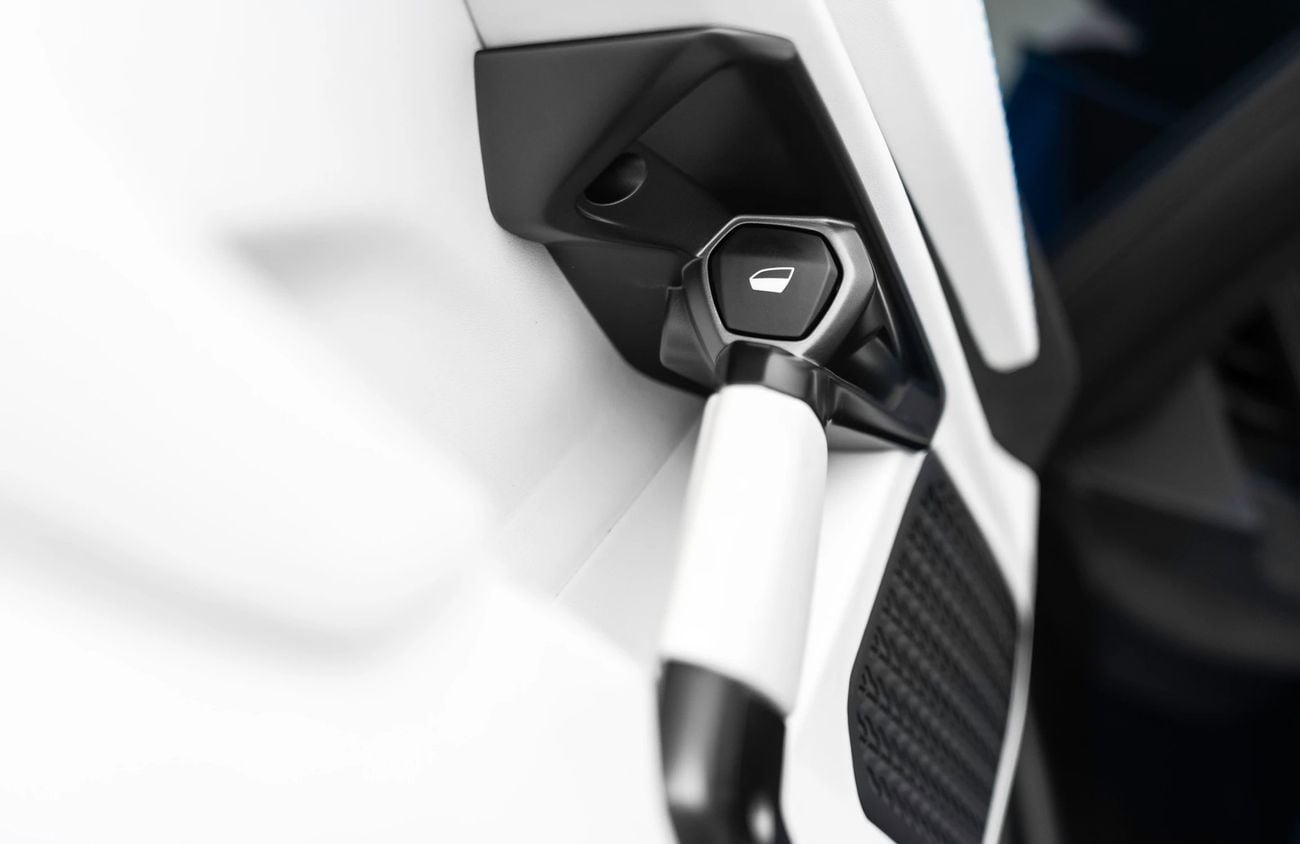 Lamborghini Revuelto 6.5L V12 Naturally Aspirated Engine + eMotor