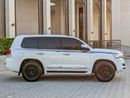 Toyota Land Cruiser FACELIFTED VXR GCC IN EXCELLENT CONDITION