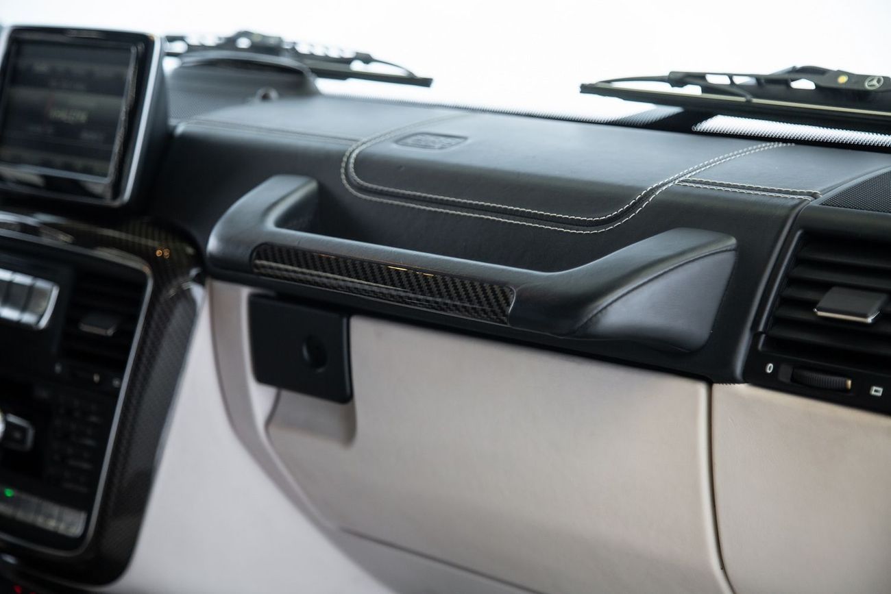 Mercedes-Benz G 63 AMG Std 4.0L