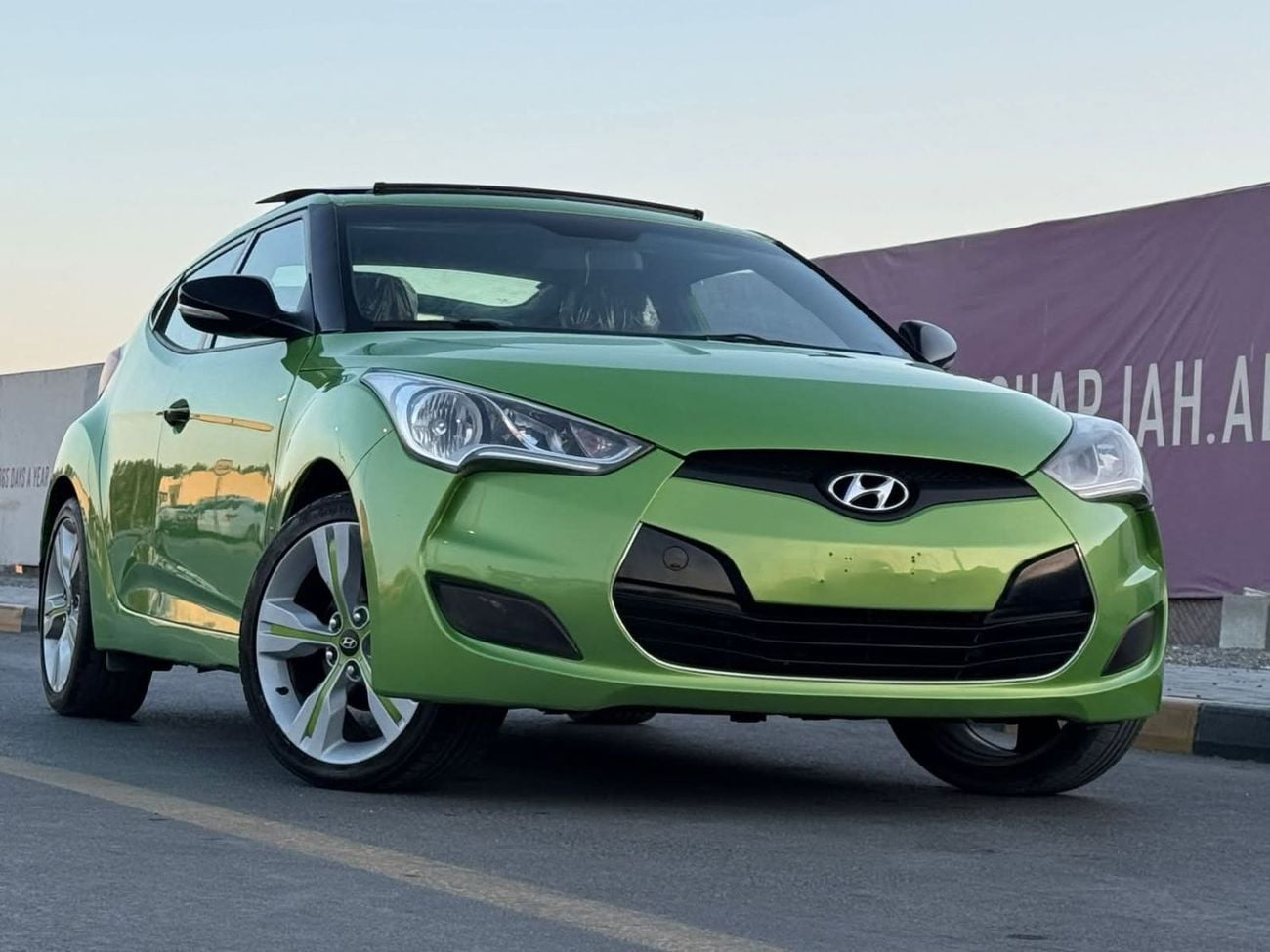 Hyundai Veloster panoramic, 1.6L , Gcc