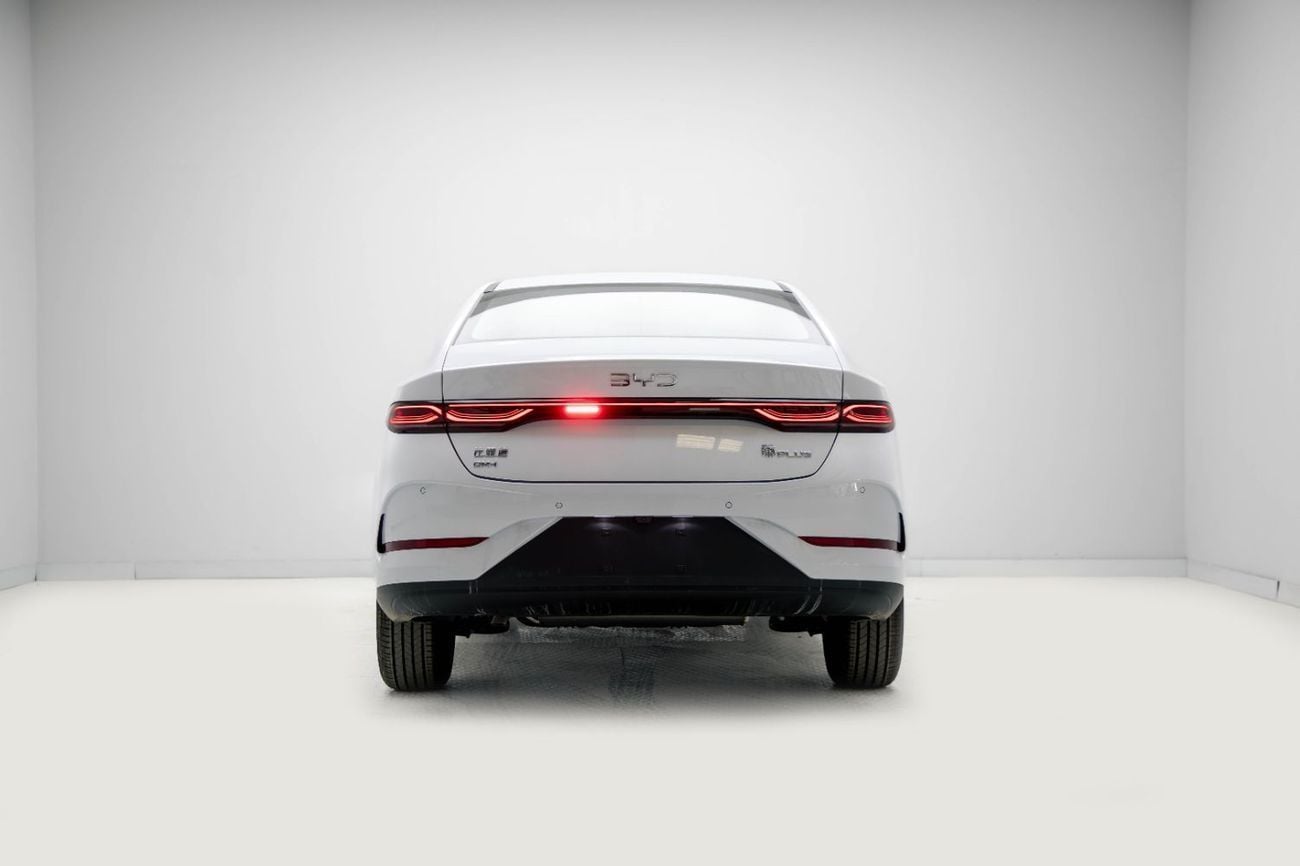 بي واي دي كين بلاس DM-i ID Leading Version 1.5L - White Inside Grey | Export Only