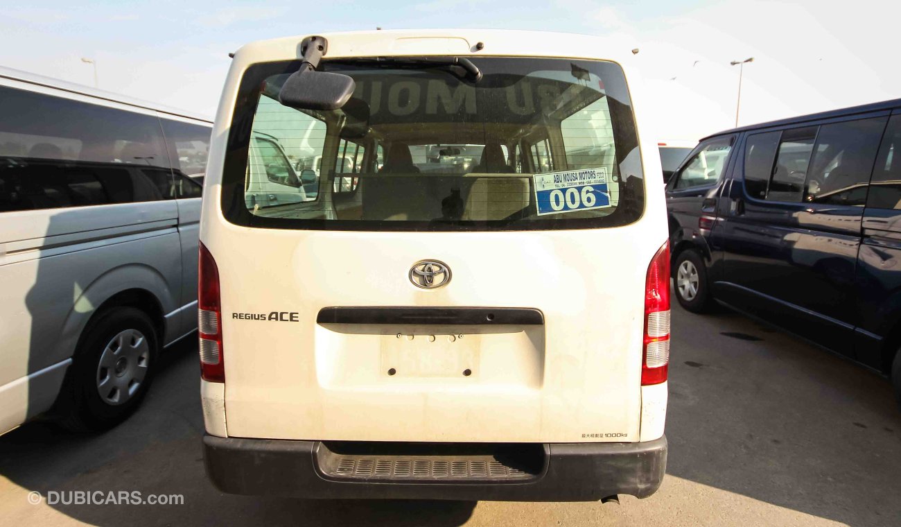 Toyota Hiace 31187