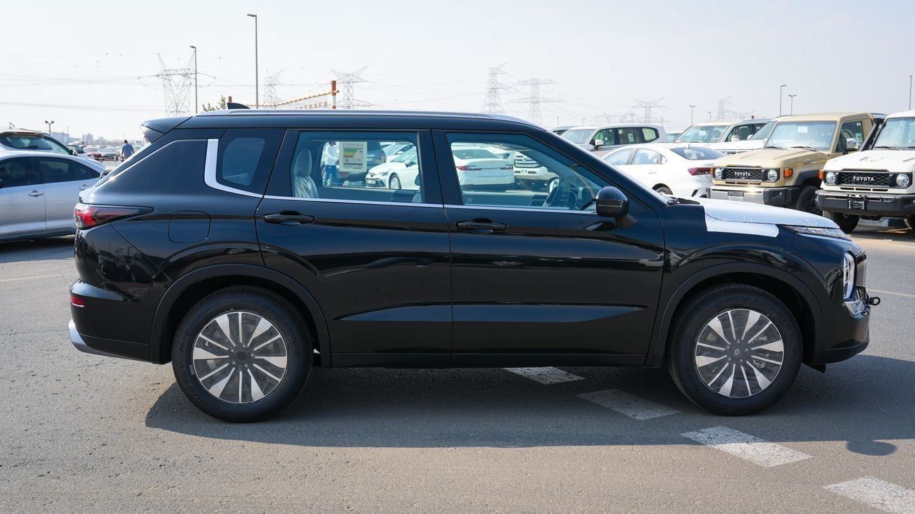 Mitsubishi Outlander Brand New 2026 Mitsubishi Outlander GO3+ High Line 2.5L 4-Cylinder SUV – GCC | Export Ready