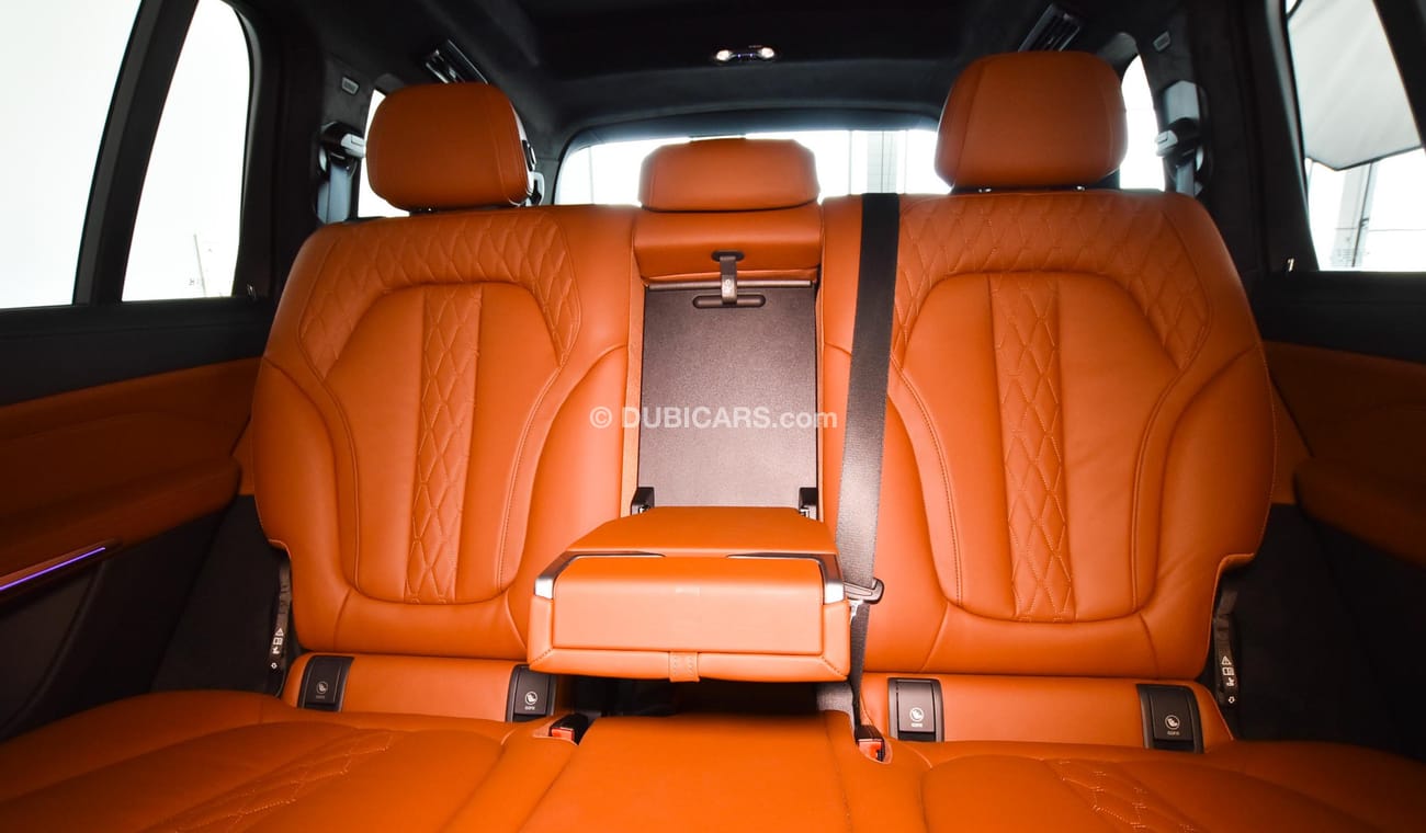 BMW X7 xDrive40i Luxury with Package