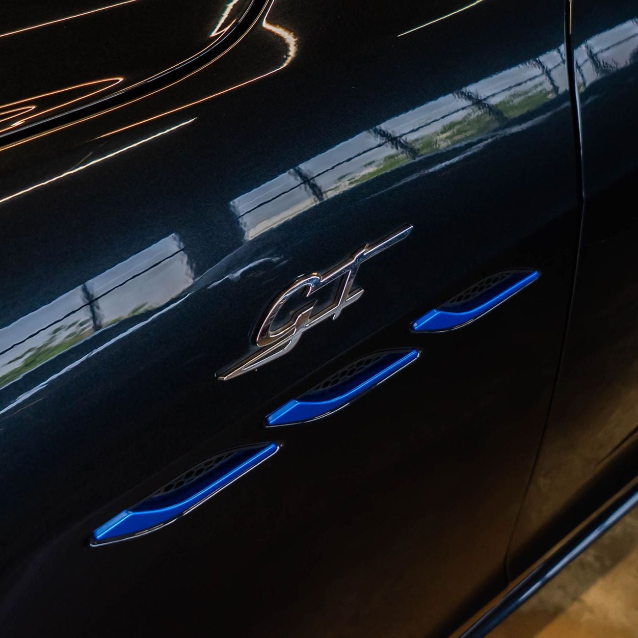 Maserati Ghibli AED 2,874 P.M • 0% Downpayment •  Maserati Ghibli GT Hybrid • 1 Year Warranty