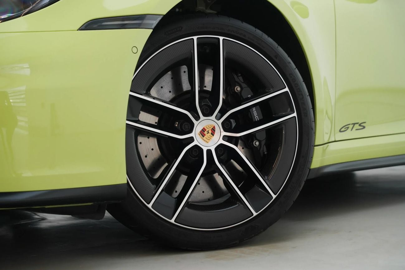 Porsche 911 CARRERA GTS