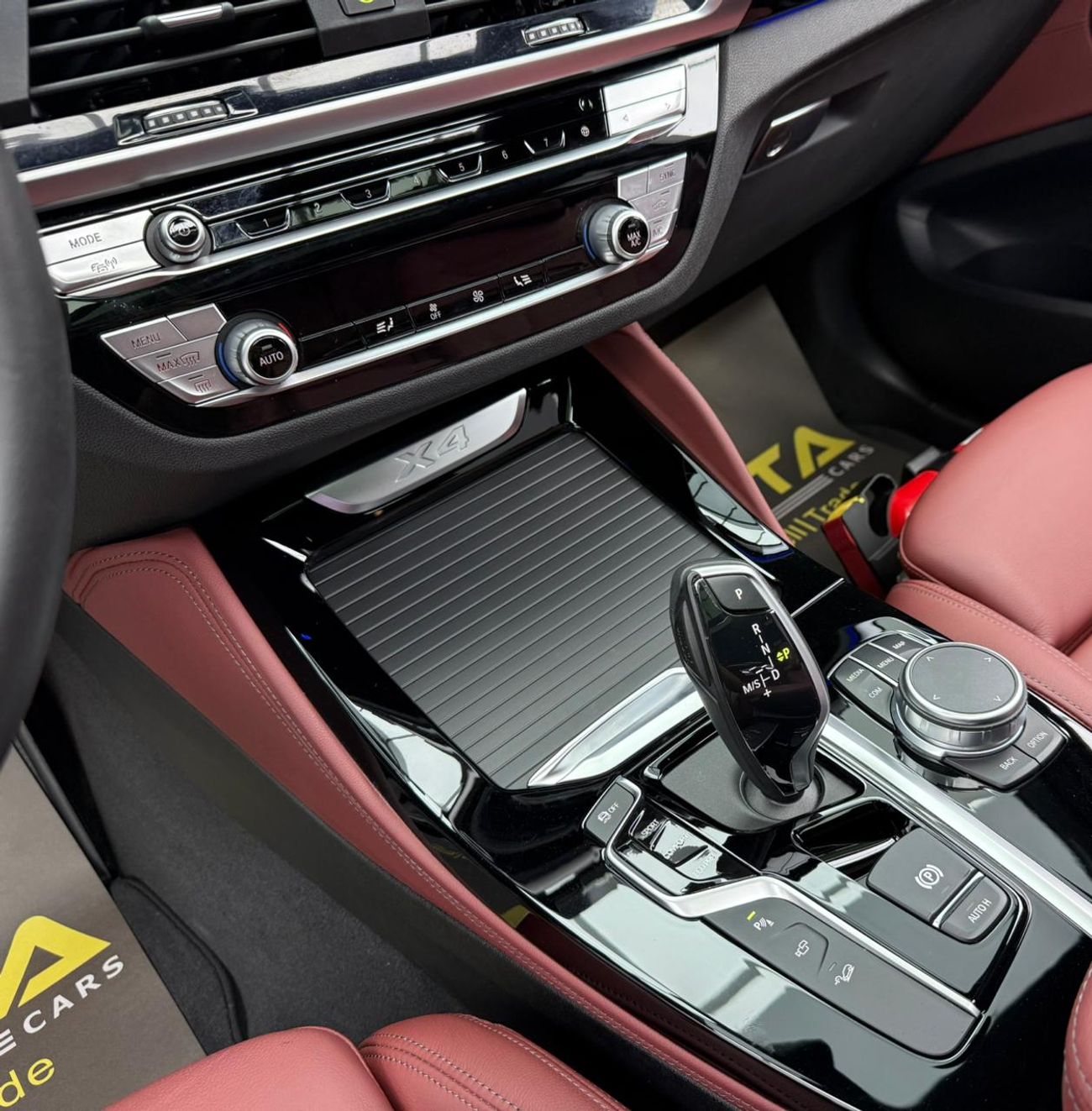 BMW X4 xDrive 30i 2.0L 2021 BMW X4 xDrive30i, 2026 BMW Warranty + Service Pack, Very Low Km, Excellent Cond