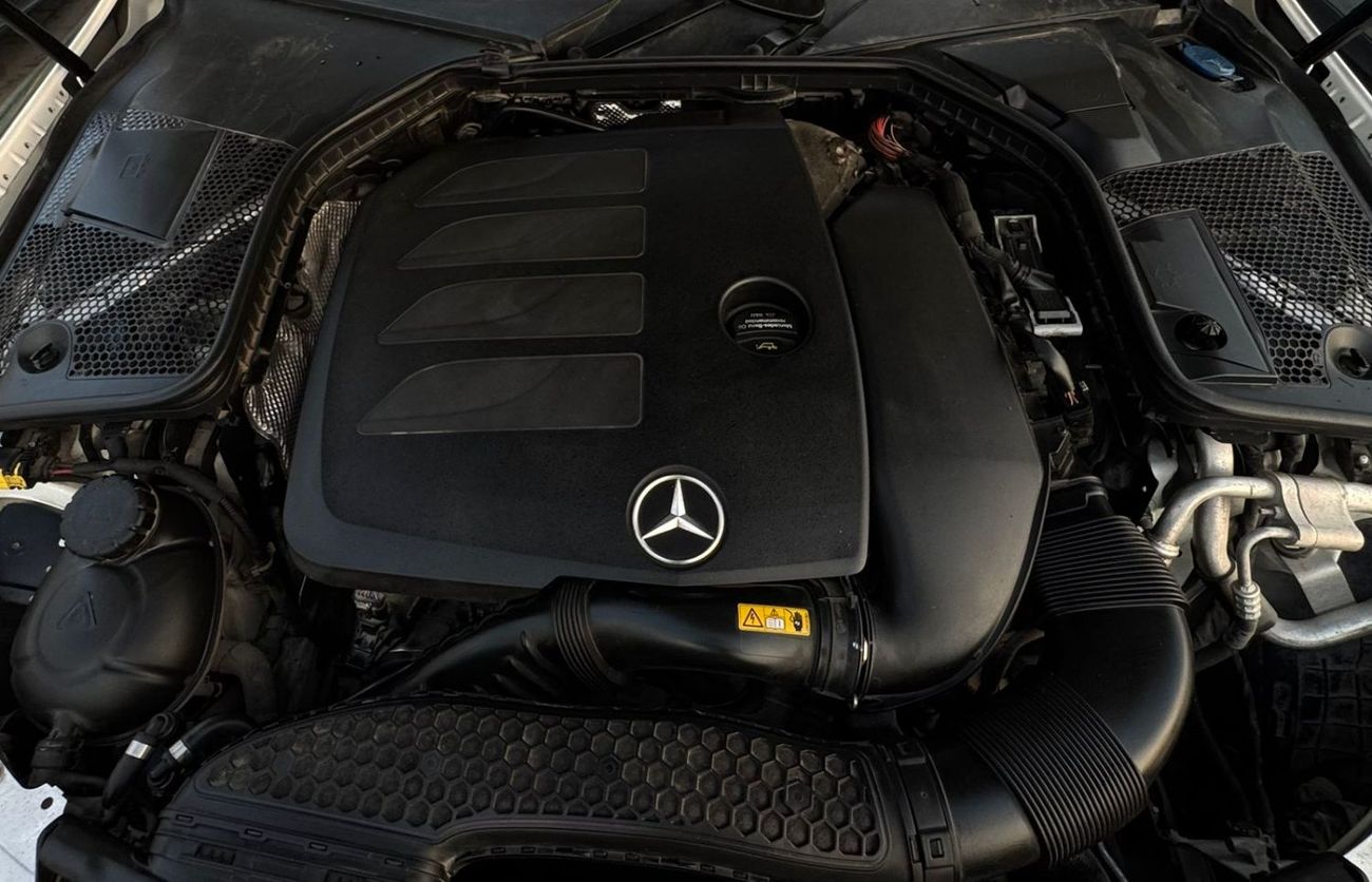 مرسيدس بنز C 300 كوبيه