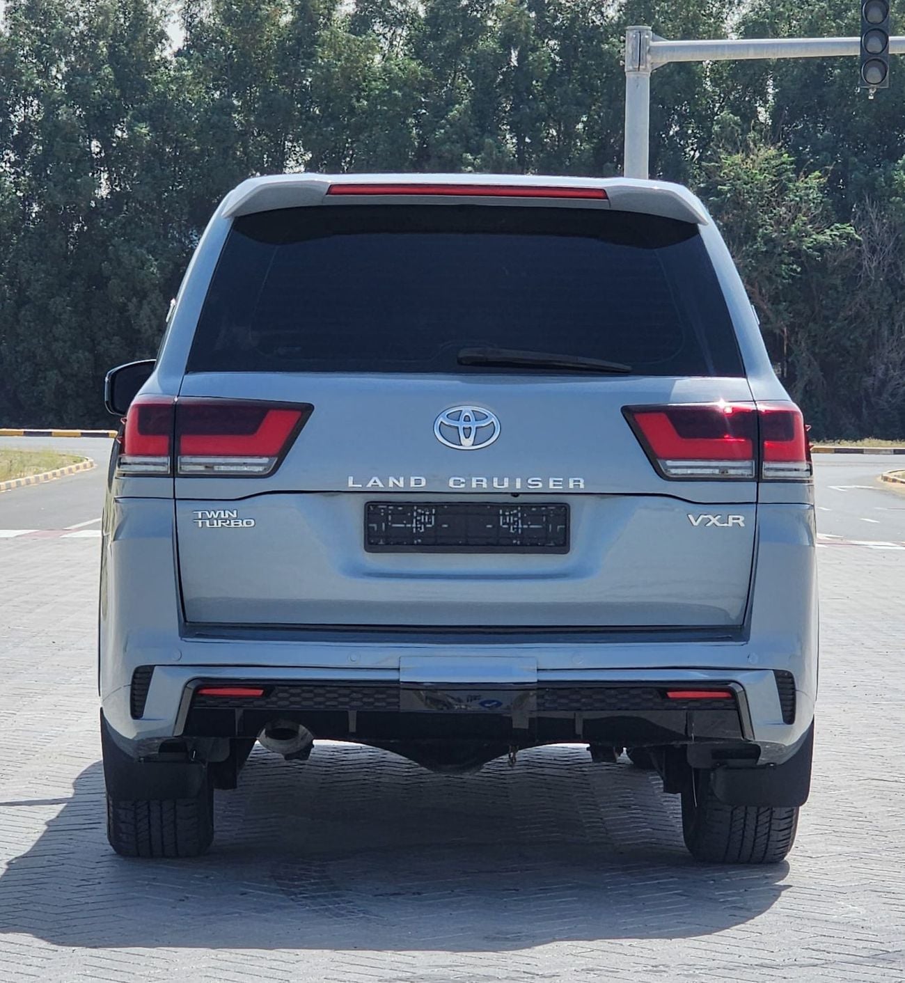 Toyota Land Cruiser VX.R V8 upgrade 2024