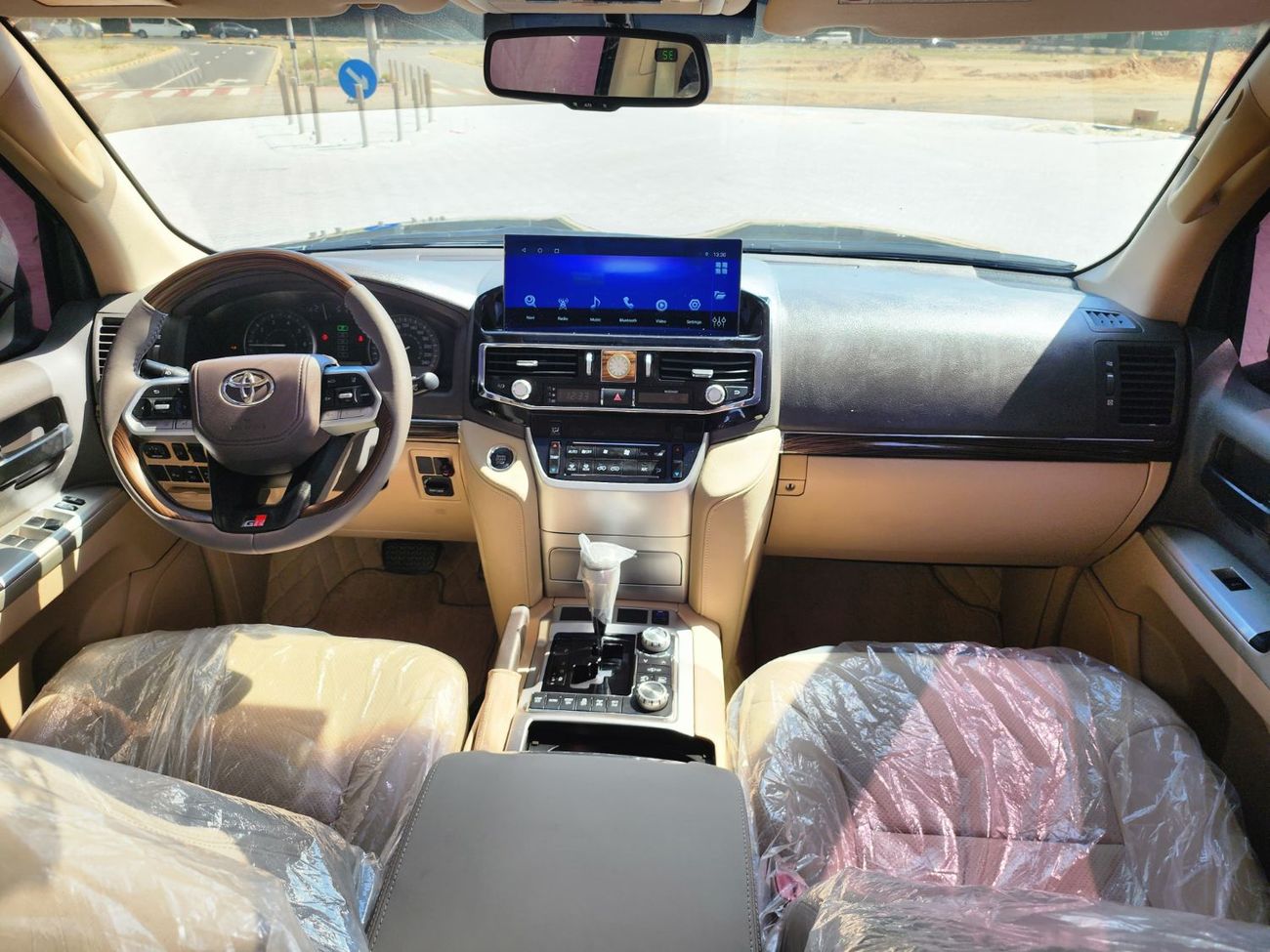 تويوتا لاند كروزر GX.R V8 upgrade 2024