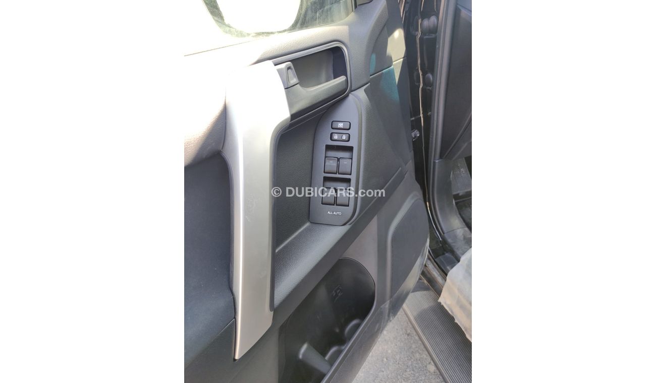Toyota Prado 2.7 L TXL   Black edition  Sunroof  Leather seats Electric seats Big screen  Rims 18