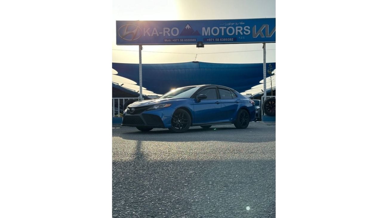 Toyota Camry Toyota Camry 2018 with an engine capacity of 2.5 4 cylinders in good condition leather interior has