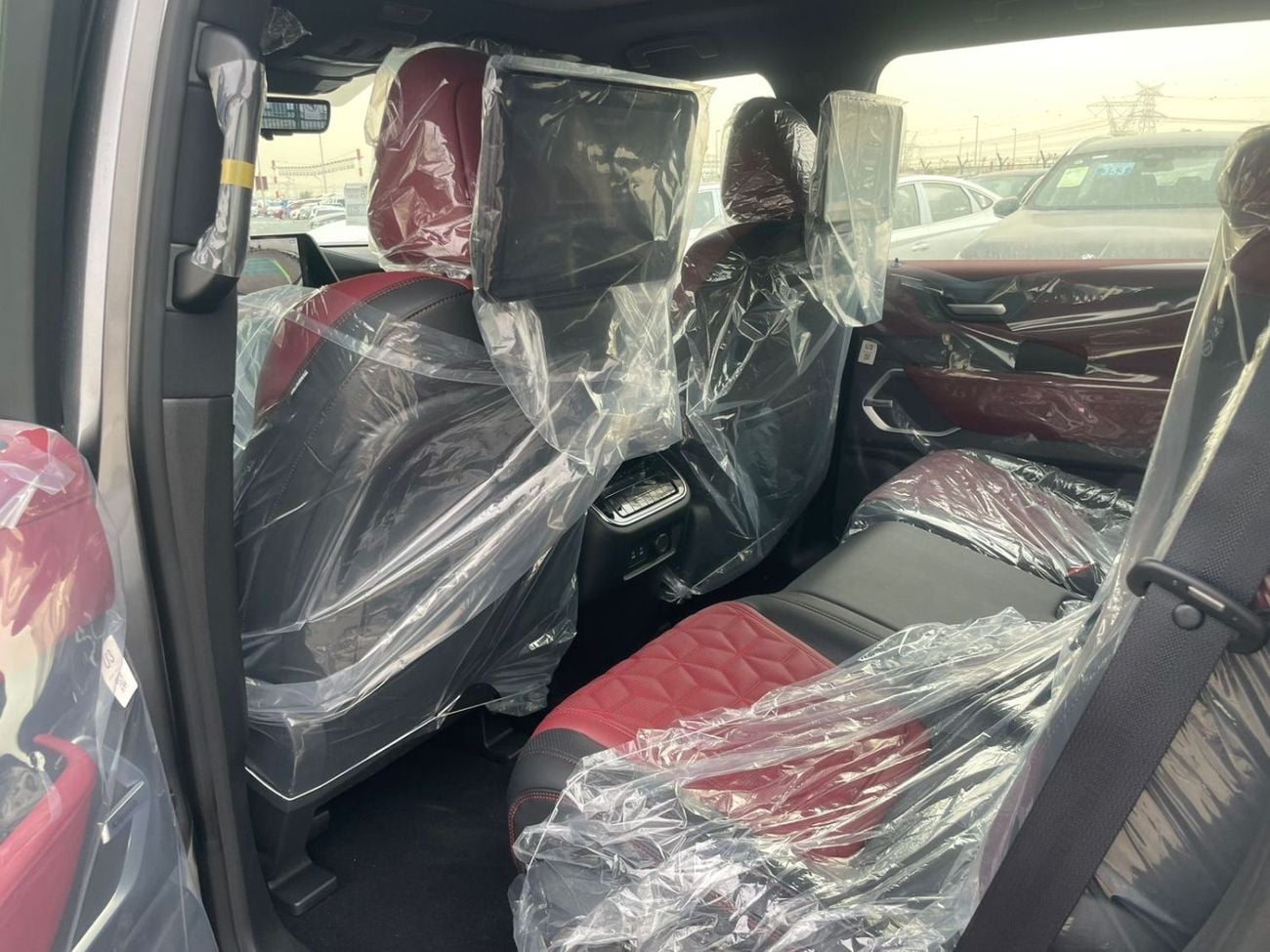 Nissan Patrol NISSAN PATROL PLATINIUM  WITH BLACK ROOF 2026