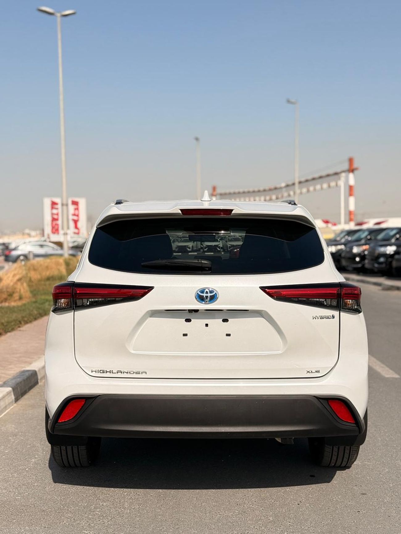 Toyota Highlander Hybrid Bronze Edition Full option 2023