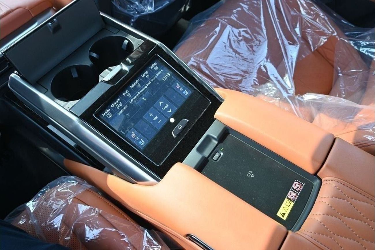 لكزس LX 600 Lexus LX600 VIP w/Black Pkg 3.5L Twin-Turbo V6, Petrol Model 2024, Color Black