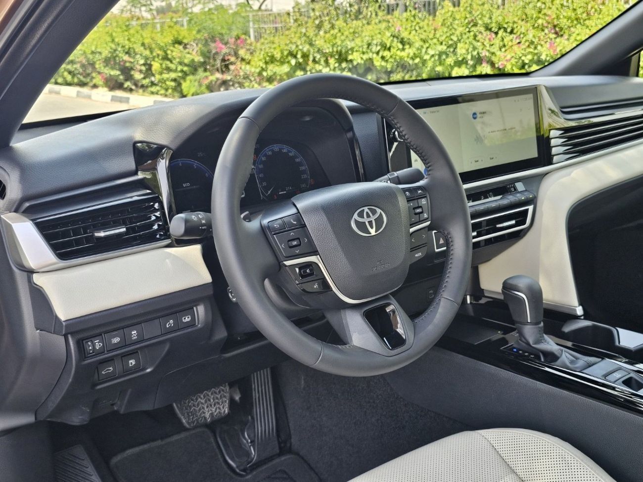 Toyota Camry GLE 2.5L