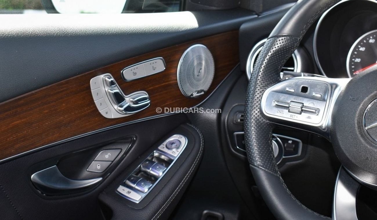 Mercedes-Benz GLC 300 4MATIC MERCEDES GLC300 AMG / 2021 / USA / Under Warranty