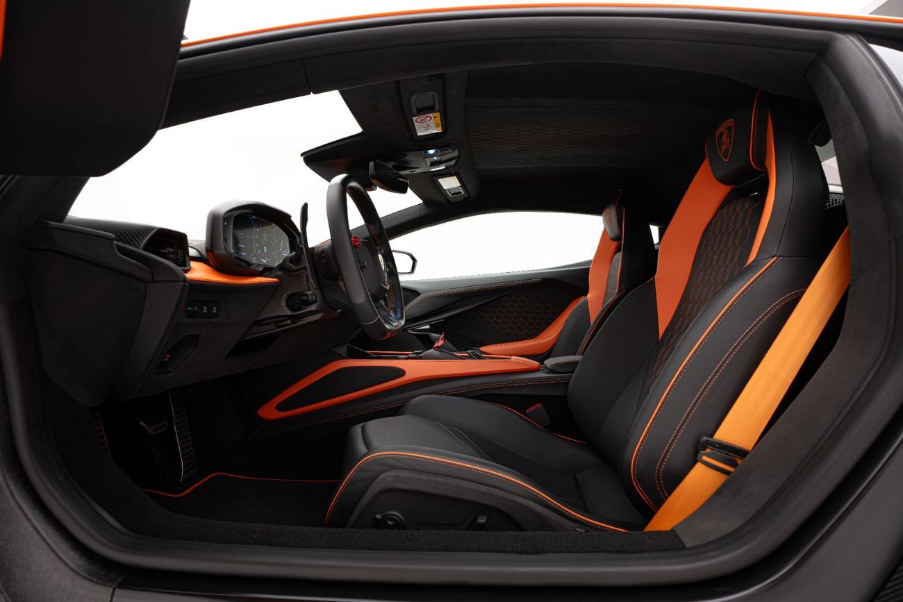 Lamborghini Revuelto Lamborghini Revuelto I Lease To Own I Brand New I Ad Personam I Warranty