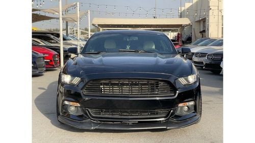 Ford Mustang GT Premium 2015 model, manual transmission, 8 cylinder, full option, panoramic sunroof, large screen