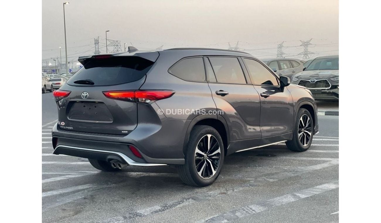 Toyota Highlander *Offer*2022 Toyota Highlander XSE 3.5L V6 - - UAE PASS