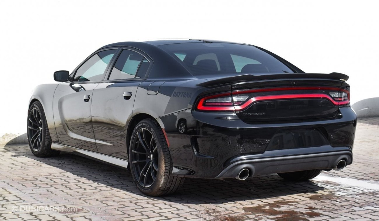 Dodge Charger R/T Scatpack Daytona 6.4 L V8