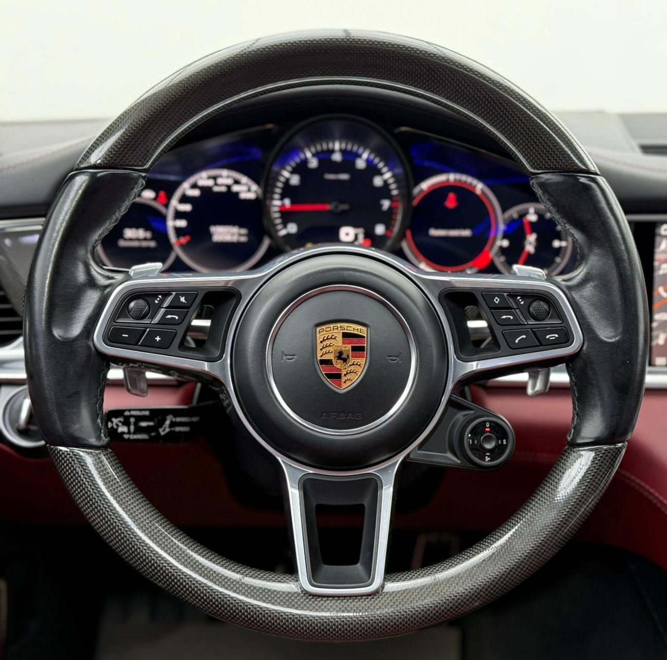 Porsche Panamera 4S Sport Turismo 3.0L (434 HP)