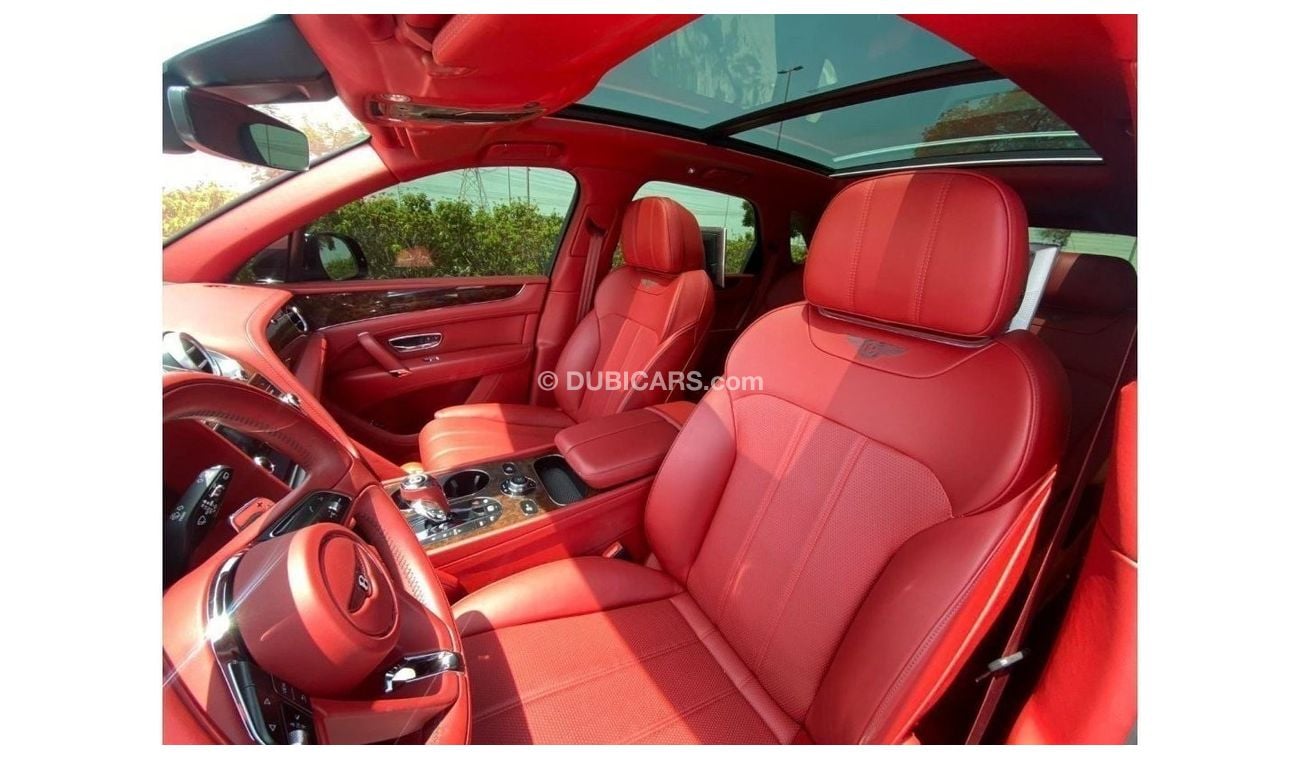 Bentley Bentayga Std GCC SPEC LESS KILOMETER