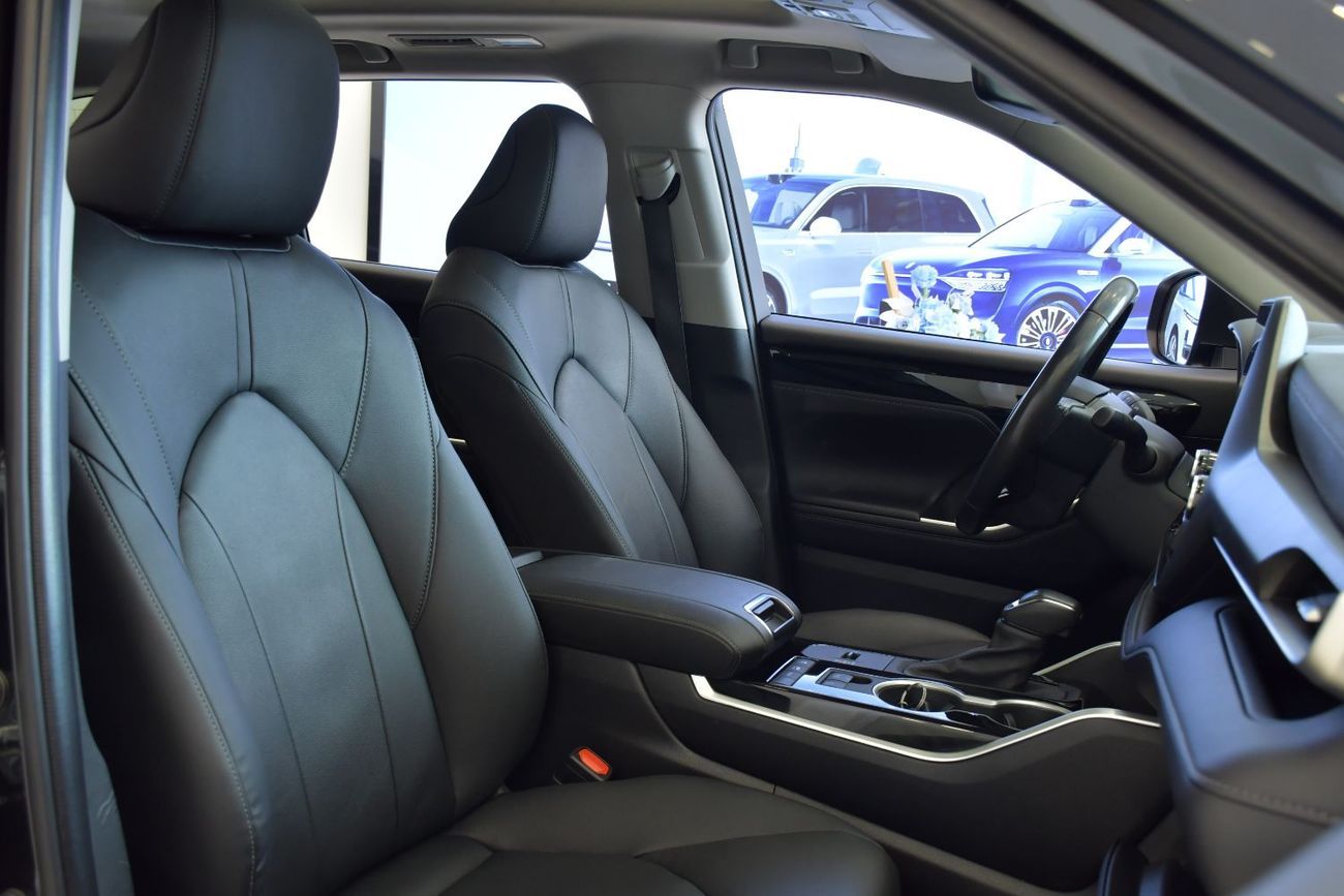 Toyota Highlander 2.5L Hybrid VXR (AWD)