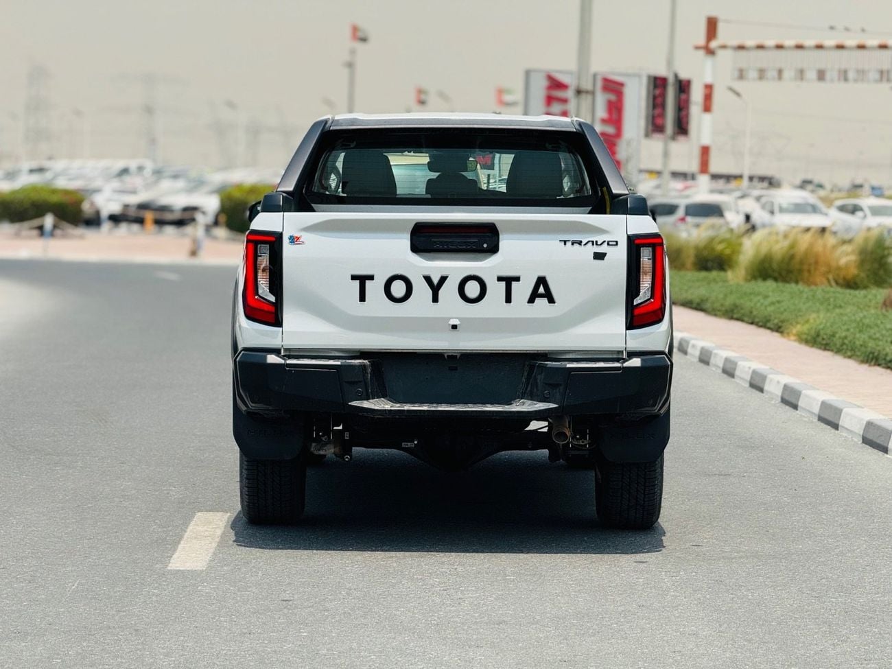 Toyota Hilux SGLX Travo overland plus RHD