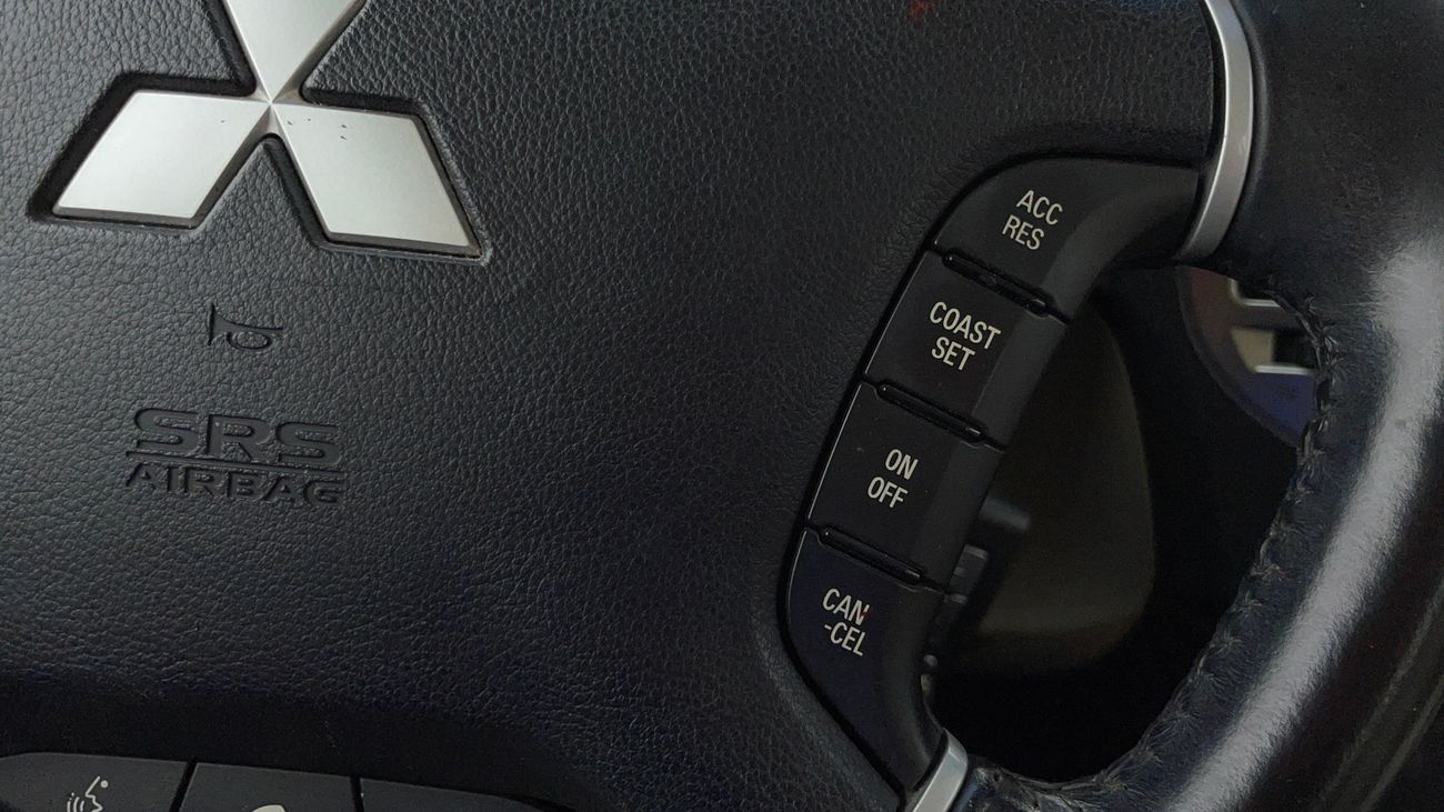 ميتسوبيشي باجيرو GLS LOW LINE 3.5 | بدون دفعة مقدمة | اختبار قيادة مجاني للمنزل