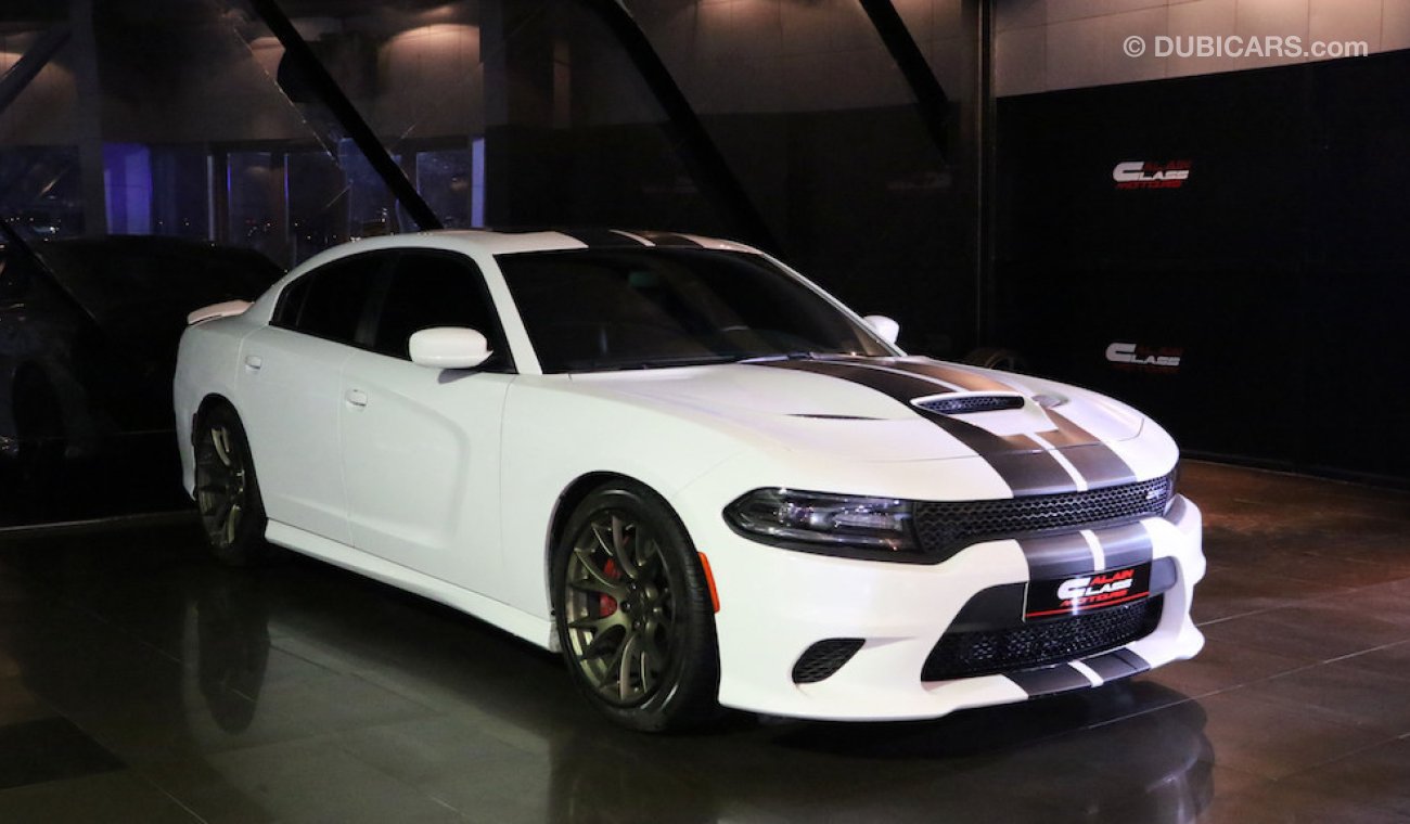 دودج تشارجر SRT Hellcat - 707HP