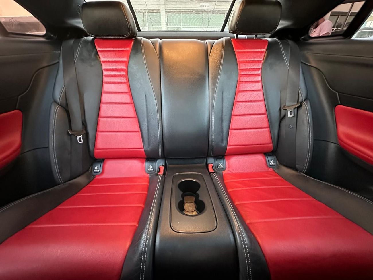 مرسيدس بنز E300 كوبي