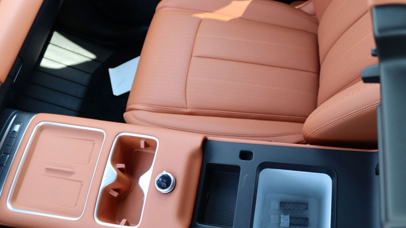 بي واي دي ليوبارد تيتانيوم 7 BYD LEOPERD  TITANIUM  7  FULL OPTION WITH WARRANTY  EVS 5 YEARS