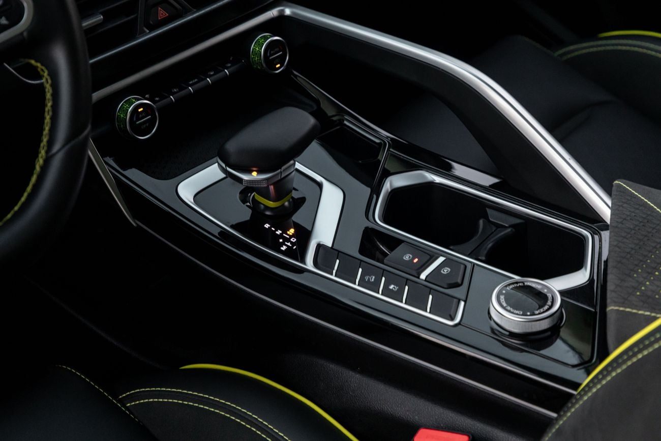جيلي توجيلا GF+ Tugella GF+ | 1,665 P.M | 0% Downpayment | GEELY SERVICED