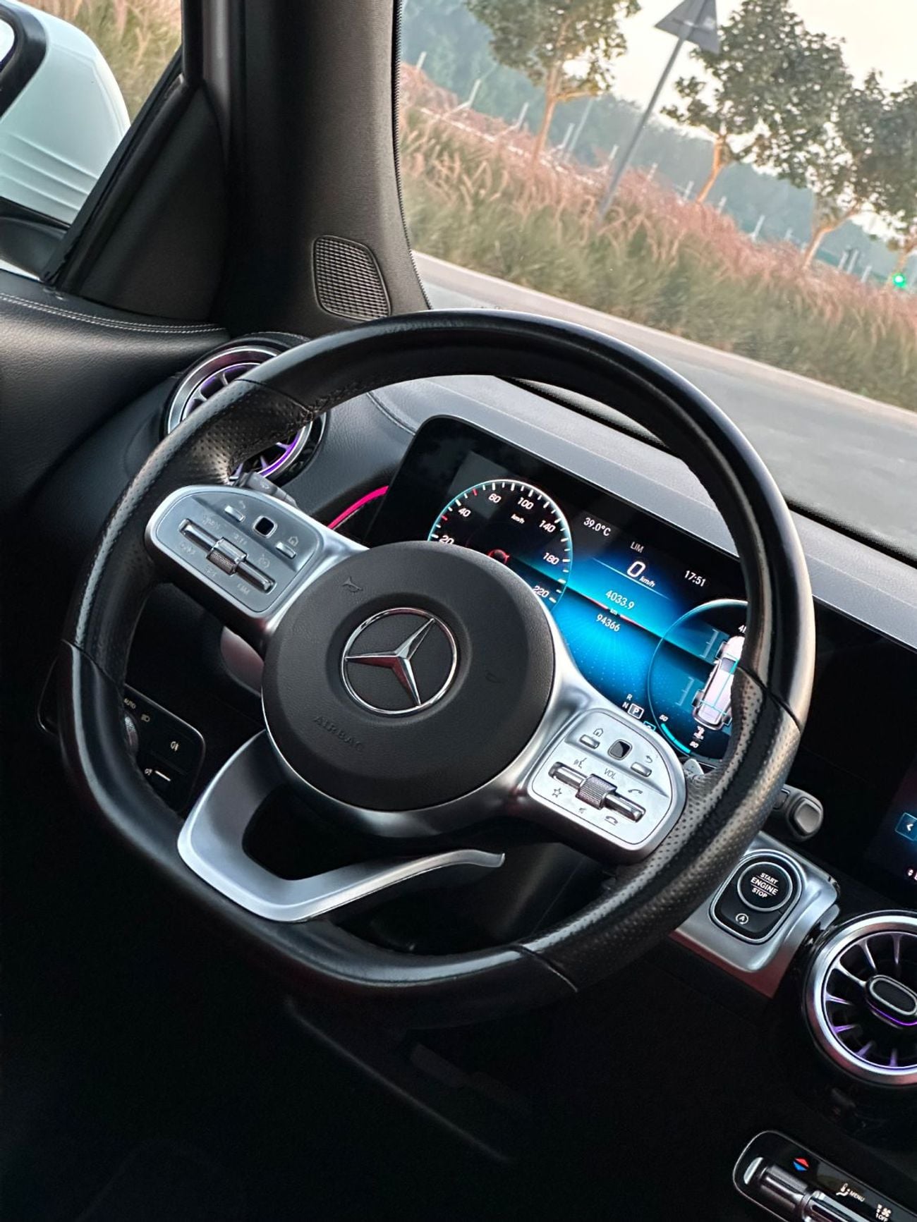 مرسيدس بنز GLB 250 4MATIC