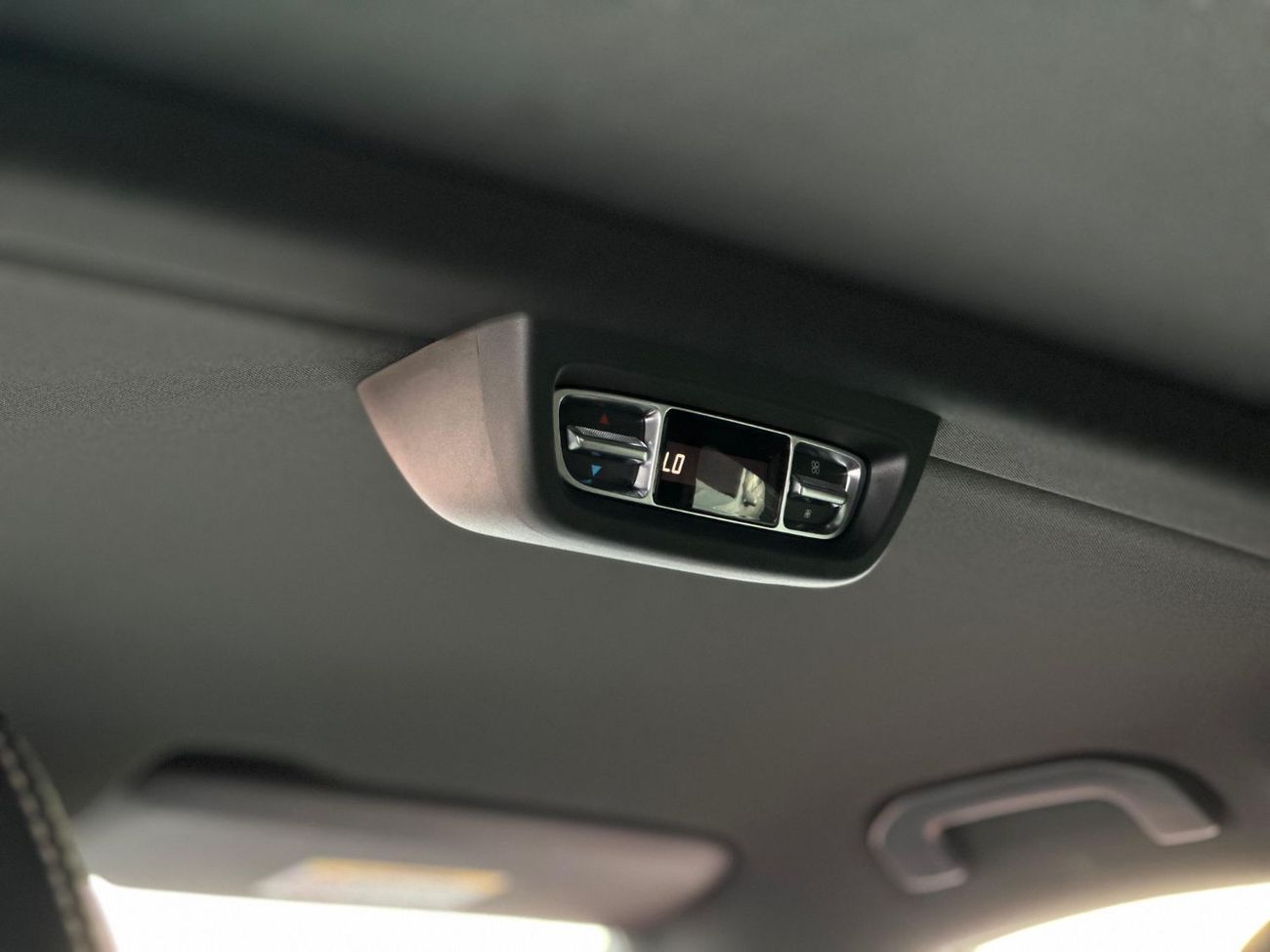 Mercedes-Benz V 300 D Brand New V300D Avantgarde is avaliable in stock