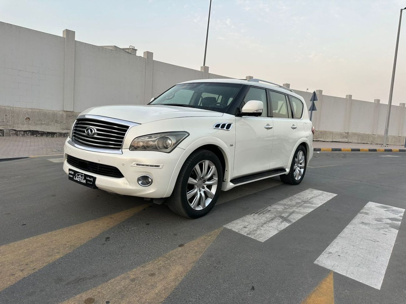 Infiniti QX80 Luxury 5.6L