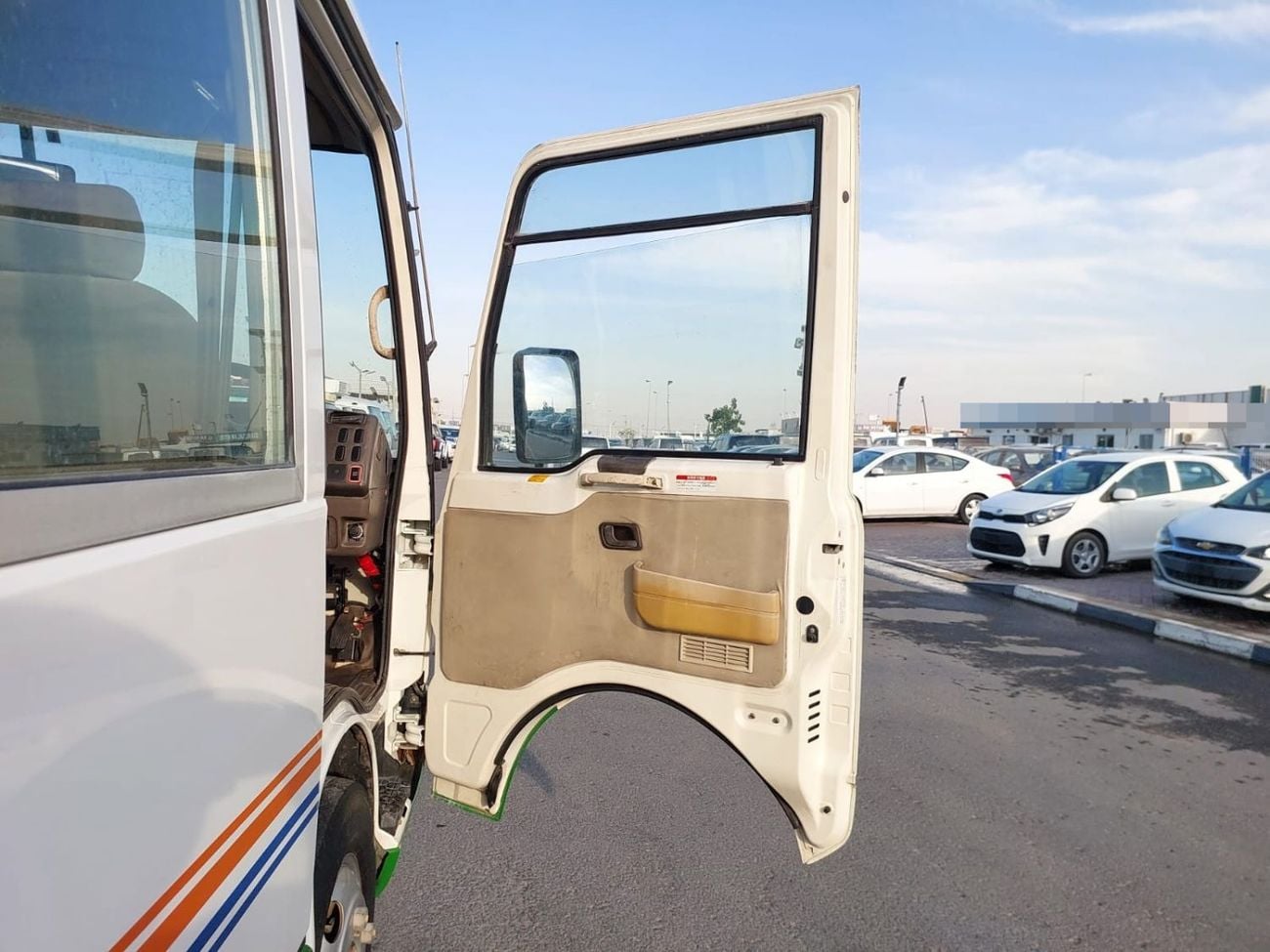 Mitsubishi Rosa MITSUBISHI ROSA BUS RHD 2001 MODEL 5.2 L DIESEL MANUAL(PM01614)