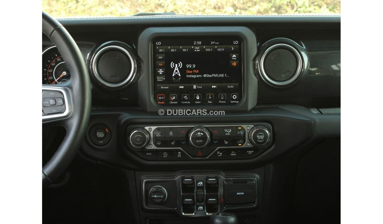 Jeep Wrangler Sahara Edition 4 Cylinder 2.0 L Turbo