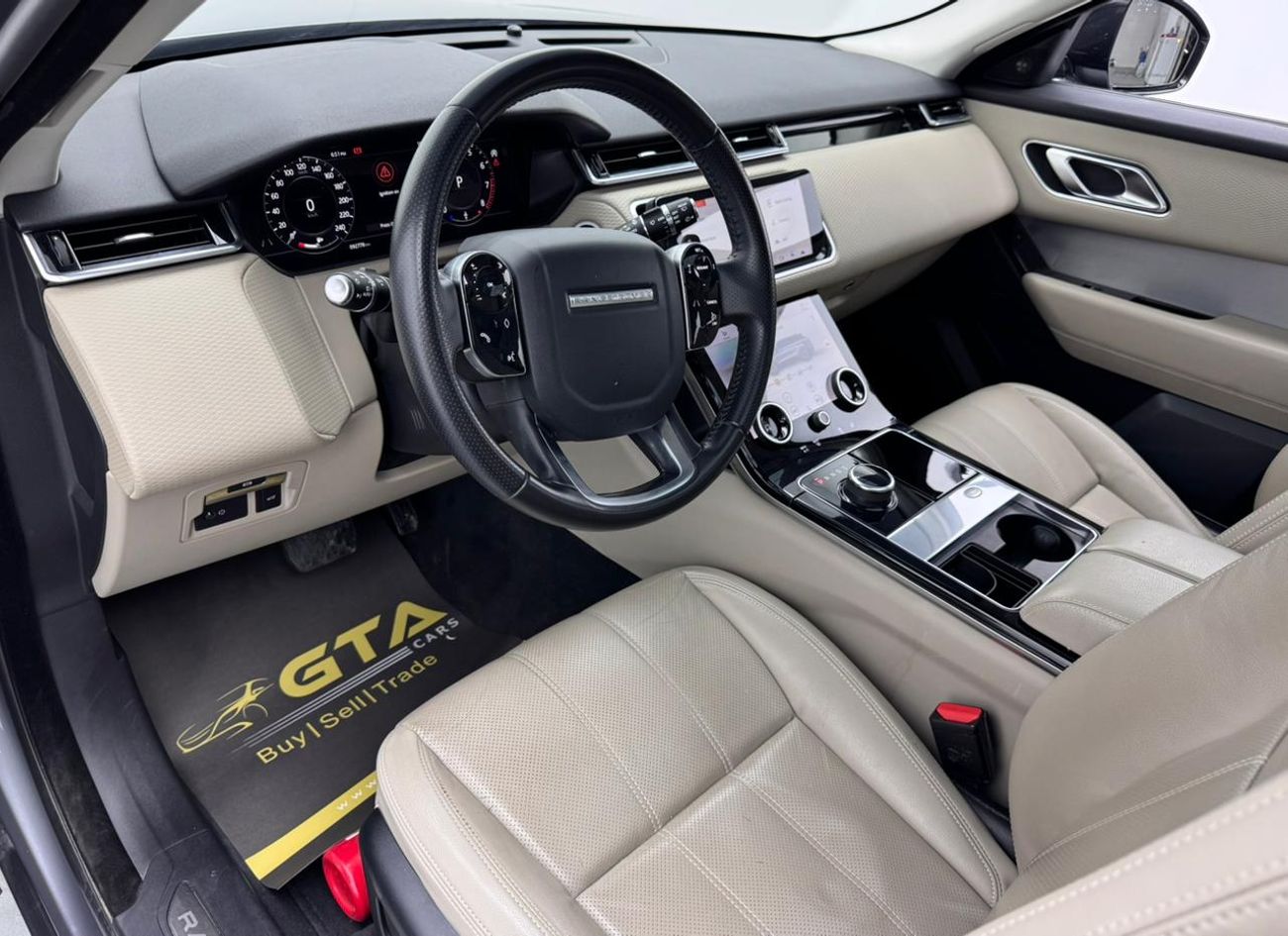 لاند روفر رينج روفر فيلار P250 S 2.0L Petrol 2020 Range Rover Velar P250 S, 1 Year Warranty, RR Service History, GCC