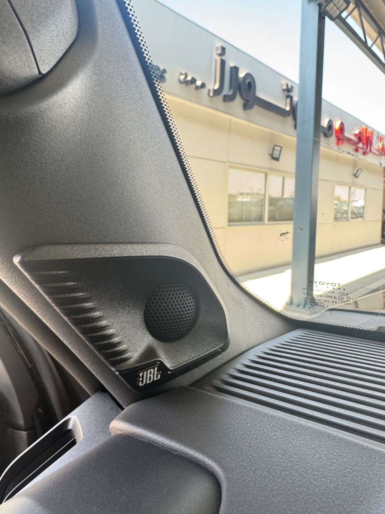 تويوتا برادو 2.4 TURBO LUXURY PANORAMA FULL **EXPORT ONLY**التصدير فقط خارج الخليج**