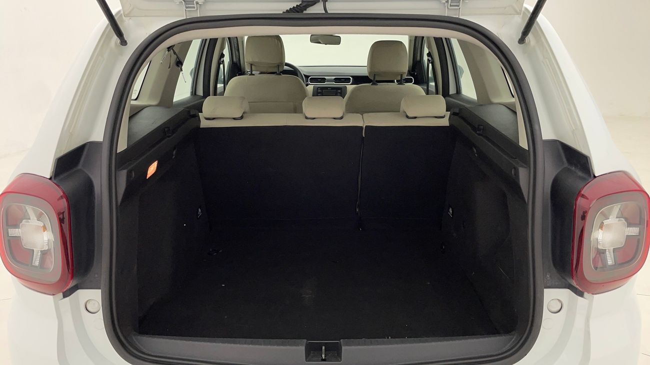 Renault Duster PE 1.6 | Zero Down Payment | Home Test Drive