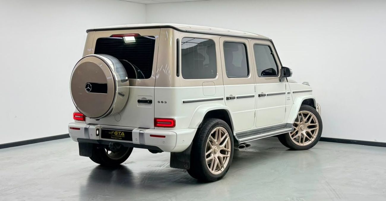 Mercedes Benz G63 AMG STD 2020 Mercedes G63 AMG, Auto Guard Warranty, Full Mercedes Service History, GCC Specs.