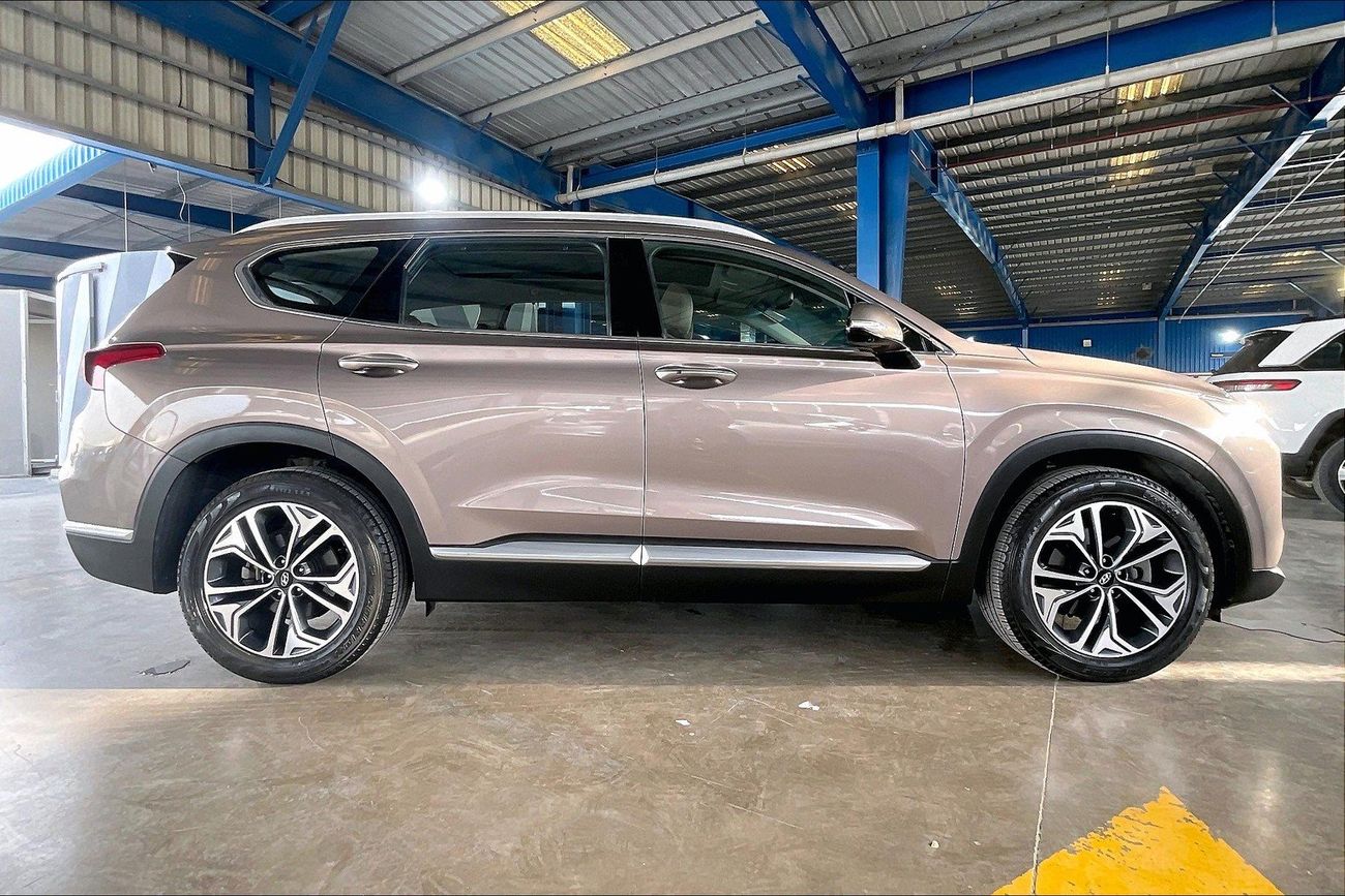 Hyundai Santa Fe Premium + | Carnival Sale • UP TO AED 20,000 OFF | Guaranteed Warranty | 0 Down Payment