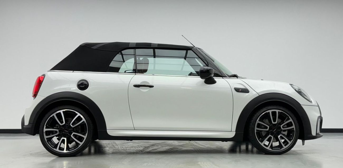 ميني كوبر إس 2024 Mini Cooper S JCW Kit, 2027 Mini Warranty + Service Pack, Excellent Condition, GCC
