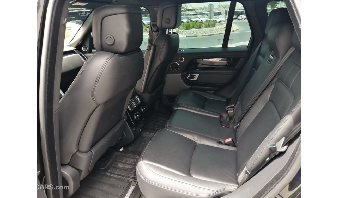 Land Rover Range Rover UNDER 5 Years Warranty 2018 GCC