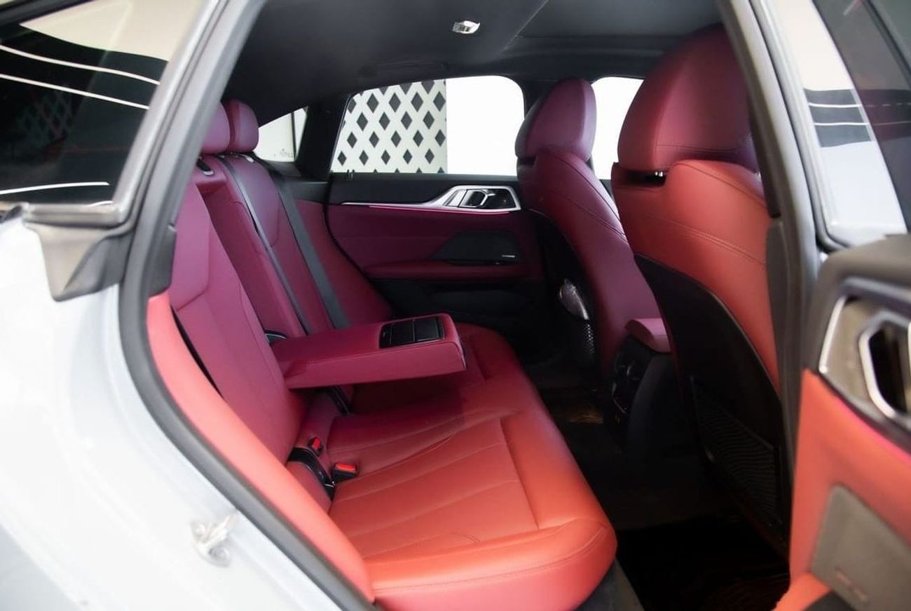 بي أم دبليو i4